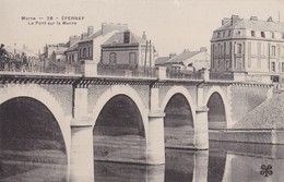 EPERNAY. - Le Pont Sur La Marne - Epernay