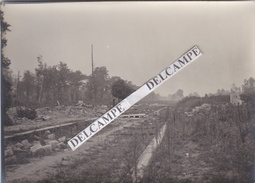ROND D'ORLEANS SINCENY Chemin De Fer Guerre 14 - Photo De La Gare En Ruine Lors D'une Inspection Militaire Sept.1917, - Orte