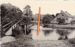 RESTEIGNE-sur-LESSE - La Passerelle Sur La Rivière Et Le Vieux Moulin - Tellin