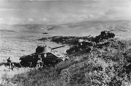 CARTE MILITAIRE- DE TUNIS A SIENNE-   LES TROUPES FRANCAISES  REARMEES S'ENTRAINENT - Guerre 1939-45