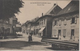 38- Isère _ La Batie Montgascon _ La Grande Rue ( Café Chevalier ,Boulangerie ) - Otros & Sin Clasificación