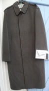 Manteau Militaire Jamais Porté, Marque J VEYRIER, Taille 104, Date De 1999 - Uniforms