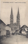 44 LOIRE ATLANTIQUE - MACHECOUL Façade Et Flèches De L'Eglise - Machecoul