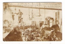 RHÔNE  /  LYON - LES  BROTTEAUX  /  INTERIEUR  D' UN  ATELIER  DE  FOURRURES  /  CARTE-PHOTO  PRECURSEUR - Artigianato