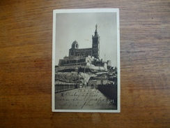 Carte De Marseille N.d. De La Garde , La Basilique ,"" Carte Avec Timbre Vignette De N.d. De La Garde Assez Rare "" - Storia Postale