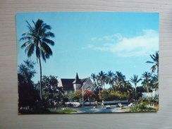 LA REUNION - SAINT PAUL - Au Milieu Des Cocotiers - Saint Paul