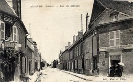 51 ANGLURE - Rue De Sézanne - Animée - Poste - Anglure