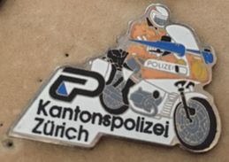 MOTO POLICE DU CANTON DE ZURICH SUISSE - KANTONSPOLIZEI ZÜRICH SCHWEIZ - SWISS POLICE - SWITZERLAND - (19) - Polizei