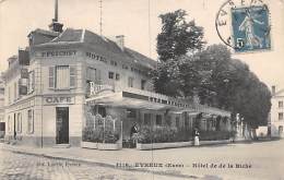 Evreux       27        Hôtel De La Biche            (voir Scan) - Evreux