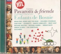 CD   Pavarotti  &  Friends  "  Pour Les Enfants De Bosnie  "  De  1996  Avec  17  Titres - Otros - Canción Italiana