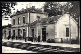 CPA ANCIENNE FRANCE- FOUG (54)- LA GARE EN TRES GROS PLAN - LE QUAI TRES ANIMÉ - Foug