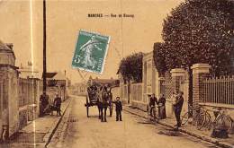 Mandres Les Roses      94       La Rue De Brunoy.   Attelage          (voir Scan) - Mandres Les Roses