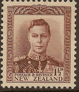 NZ 1938 1 1/2d Chocolate KGVI SG 607 HM #ADI252 - Ungebraucht