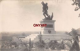 Delcampe - Carte Photo Militaire Français PERONNE-Somme- Monument Morts Militaire Australien Mont-Saint-Quentin Soldat Tuant Aigle - Peronne