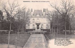 Verneuil Sur Avre         27         Rond Point De La Fausse Porte. Château.          (voir Scan) - Verneuil-sur-Avre