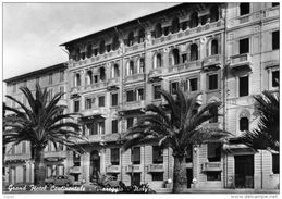 ITALIE  VIAREGGIO Grand Hôtel Continentale.Carte Photo. TBE - Viareggio