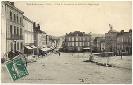 32/CPA - Vic Fezensac - Place Du Commerce Et Rue De La République - Vic-Fezensac