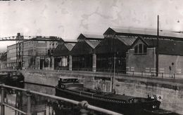 Bruxelles - Groupe Industriel Des Quais De L'Industrie Et Rue Du Bateau (Maison Du Peuple, Péniche, Woonboot, Barge) - Navegación - Puerto