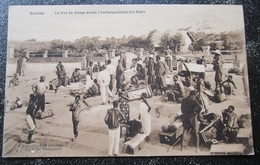 Congo Bumba Rive Congo Avant Embarquement   Cpa - Congo Belga