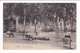 SALSES - Place De La République - Marchande De Vanneries) - Salses