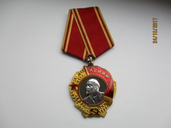 RUSSIA USSR LENIN ORDER ORDEN MEDAL , GOLD 950 + PLATINUM , ORIGINAL - Russland