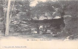 [77] Seine Et Marne > BARBIZON Grotte Des Dryades  ( Cpa  DOS SIMPLE - Editions SIRON Barbizon 108 ) *PRIX FIXE - Barbizon