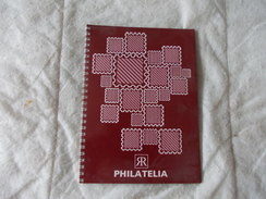 Petit ALBUM Philatelia Avec Manuel D'identification Des Pays - Small Format, Black Pages