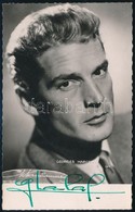 Georges Marchal (1920-1997) Francia Színész Aláírása Az őt ábrázoló Fotólapon, 14x9 Cm / Autograph Signature Of Georges  - Autres & Non Classés