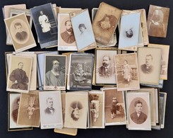 Több Mint 170 Db Keményhátú Fotó Az 1860-as évektől Az 1900-as évek Elejéig. Benne Sok Katonai Fotó, Valamint Polgári Nő - Autres & Non Classés