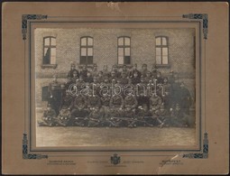 Cca 1916 Gyalogezred Katonáinak Egy Szakasza Nagyméretű Tablókép Kartonon. 32x25 Cm - Other & Unclassified