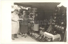 * T2 Szeged, Papucs Piac, Papucskészítő Mester Standja / Hungarian Slipper Market. Szüts József Photo - Unclassified