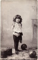 * T2/T3 1904 Szarvas, Súlyemelő Kislány / Weight-lifter Girl. Roth Béla Photo (EK) - Non Classés