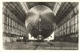 T2 LZ 127 Graf Zeppelin, Einbringen In Die Halle - Unclassified