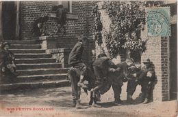 CPA School Playground Jeu De Saute Mouton - Portraits