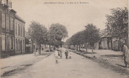 Maignelay - La Rue De La Madeleine - 1950 - Maignelay Montigny