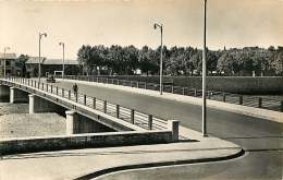 30   ALES  LE PONT NEUF 398 - Alès