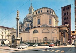 D7016 "TORINO - CHIESA DELLA CONSOLATA (GUARINI 1679-1703)" ANIMATA, AUTO '70, S.A.C.A.T 230.  CART NON SPED - Chiese