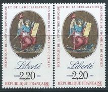[15] Variété : N° 2573 Liberté Porte-étendard Blanc Au Lieu De Rouge + Normal ** - Unused Stamps