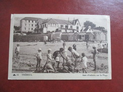 CPA 29 TREBOUL JEUX D'ENFANTS SUR LA PLAGE HOTEL - Tréboul