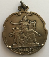 Médaille. Harmonie Communale D'Ixells 1928.  50mm - 43gr - Professionnels / De Société