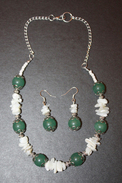 Belle Parrure Collier + Pendants D'oreilles Pierres Véritables "Jade Vert Et Nacre" - Kettingen