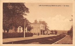 LES CLAYES SOUS BOIS - La Gare - Les Clayes Sous Bois