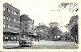 Bruxelles (1160) : Croisement De La Chaussée De Wavre Et Du Boulevard Du Souverain Dans Les Années 40. Belle Auto. CPSM. - Auderghem - Oudergem