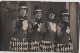 Carte Photo 13 Par George Chateaurenard 4 Femmes Même Déguisement Costume Haut De Forme Gants - Andere & Zonder Classificatie