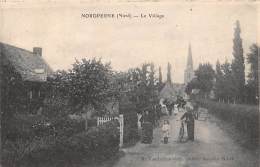 Nordpeene    59      Le Village        (voir Scan) - Andere & Zonder Classificatie