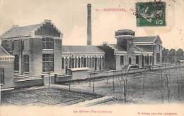 Armentières       59        Ecole. Les Ateliers       (voir Scan) - Armentieres