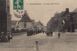 Steenvoorde La Place Saint Pierre - Steenvoorde