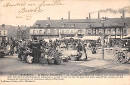 Hautmont       59           Le Marché          (voir Scan) - Andere & Zonder Classificatie