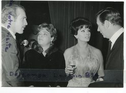 Photo De Presse - Original - PAUL NEWMAN, Simone SIGNORET, Yves MONTAND, Studio De Boulogne, Tournage, 1964, Scans. - Berühmtheiten