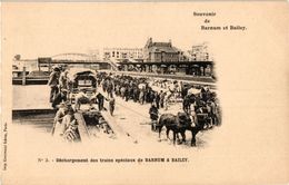 1 CPA  PUB   Barnum And Bailey Limited     Déchargement  Des Trains N°3 Imp. Courmont Paris    Cirque Circus - Circus